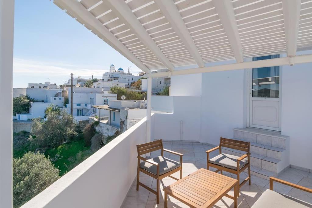 Apartment μπαλκόνι με θέα / Viewtiful Balcony